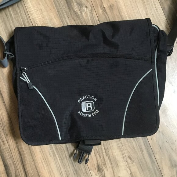 KENNETH COLE REACTION Briefcase Messenger Bag Laptop Nylon Crossbody Business - Picture 3 of 8